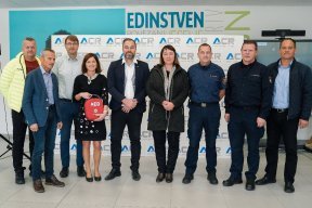 TUDI BATERIJE LAHKO ZAGORIJO IN VARNOST ELEKTRIČNIH VOZIL