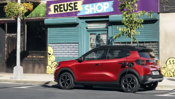 Bogato opremljeni električni Citroën ë-C3 z MAX opremo in MINI ceno 