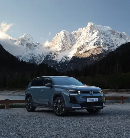 Povsem novi C5 Aircross Hibrid za 27.490 € 