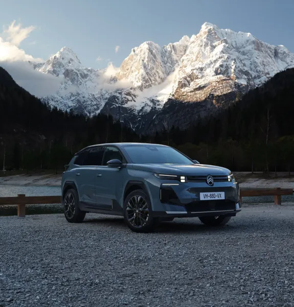 Povsem novi C5 Aircross Hibrid za 27.490 € 