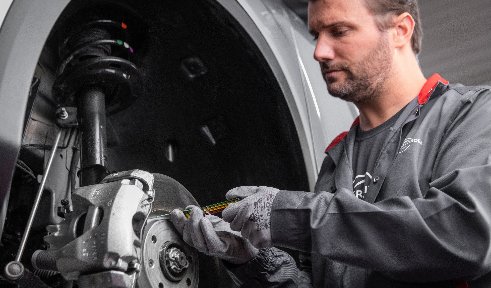 KONTROLA ZAVOR IN ZAVORNEGA SISTEMA